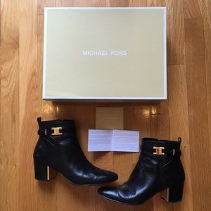 Michael Kors Collection Yves Black Smooth Calf